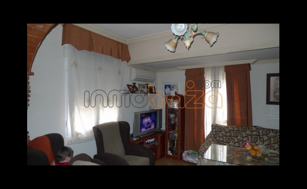 DUPLEX EN ZUJAR